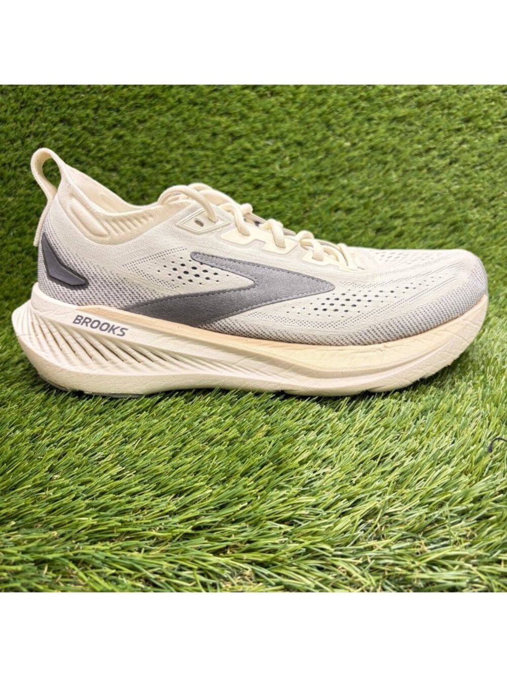 Brooks Glycerin 23 Mens Size 10 Beige Gray Athletic Running Shoes Sneakers